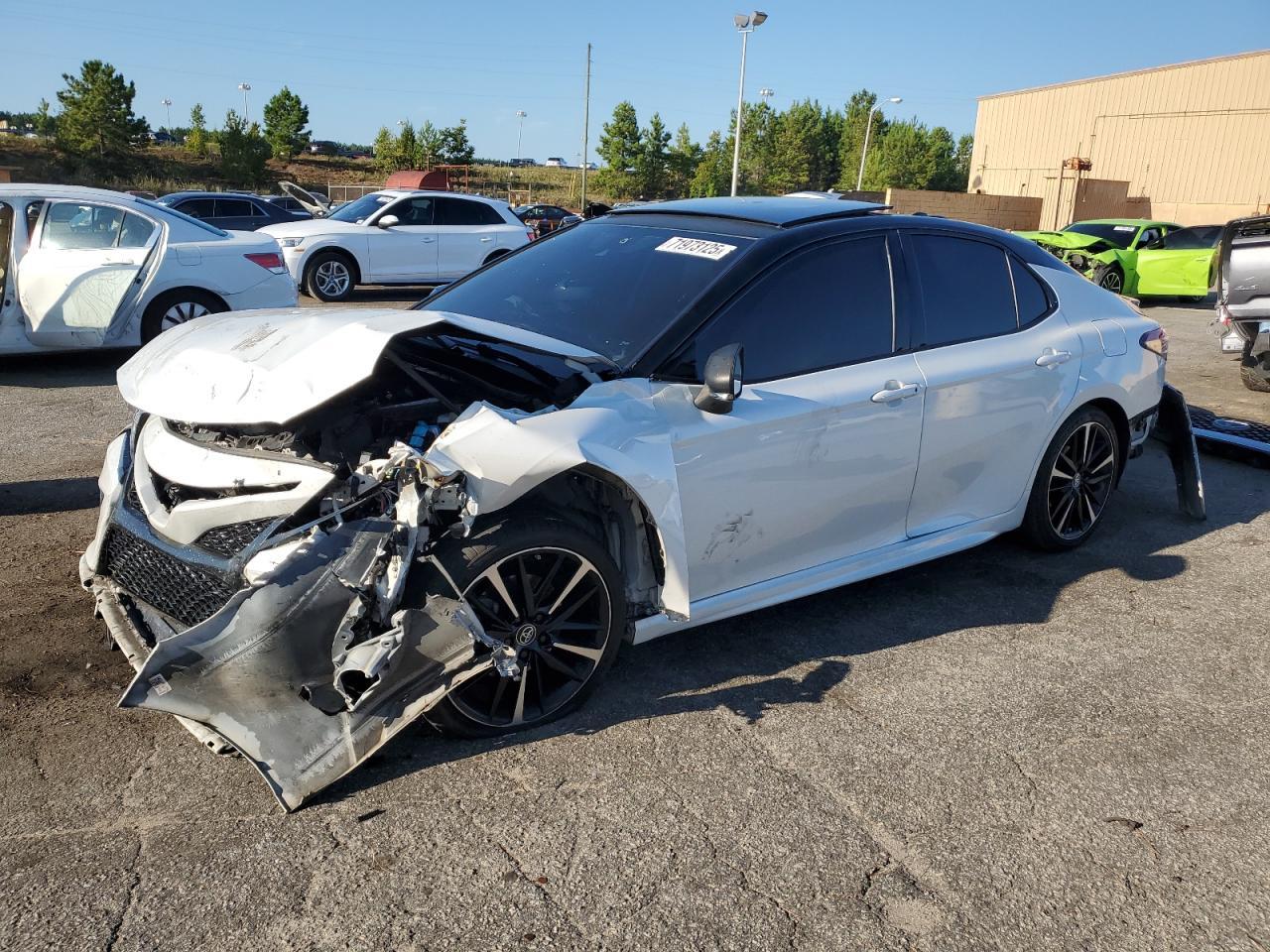 2019 TOYOTA CAMRY