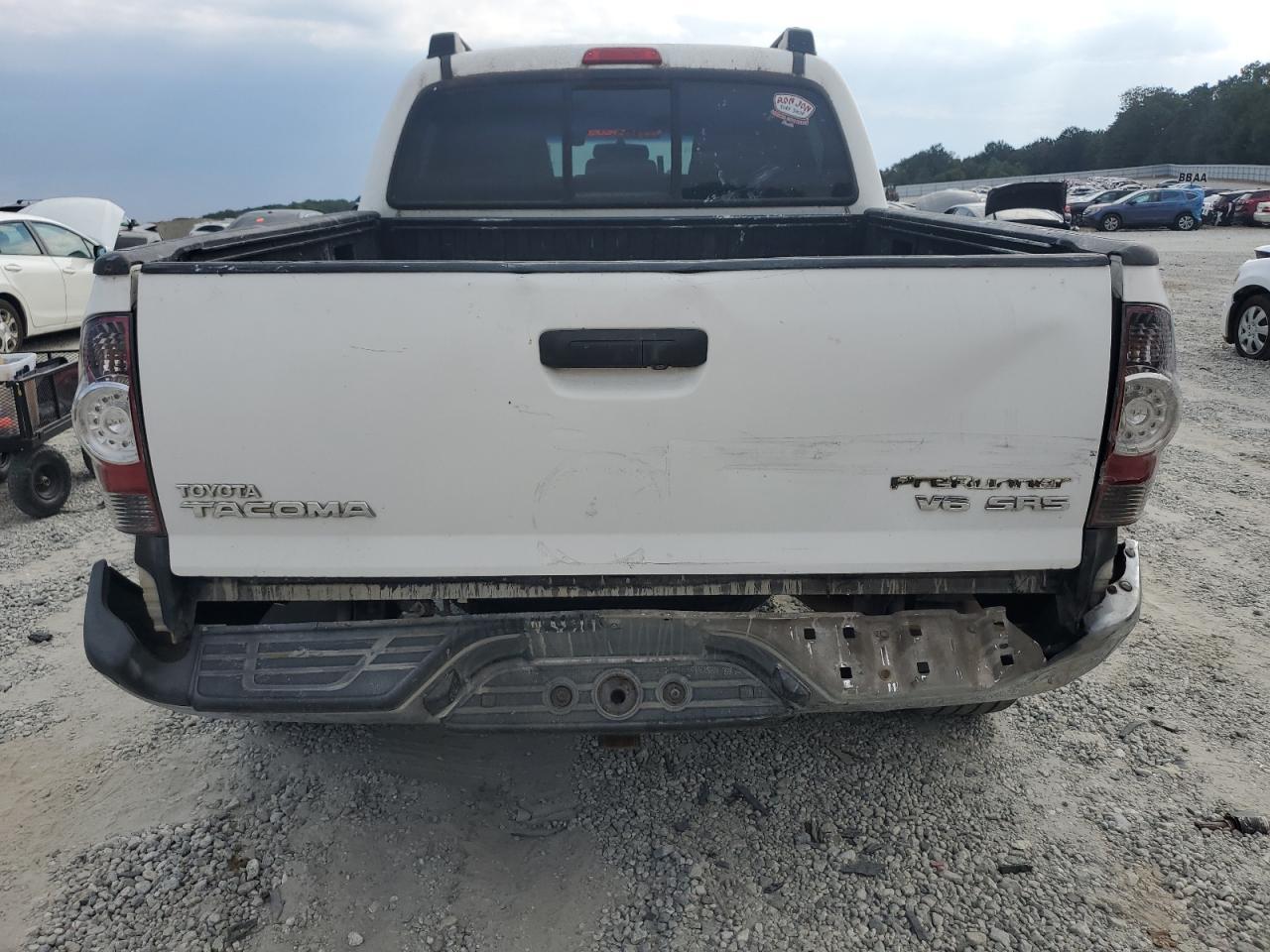 2011 TOYOTA TACOMA