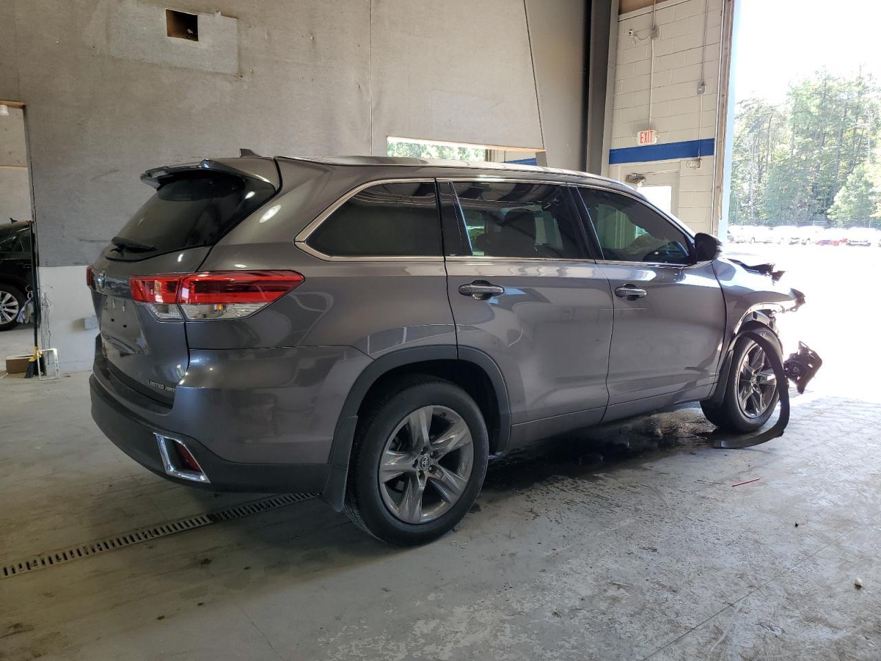 2019 TOYOTA HIGHLANDER