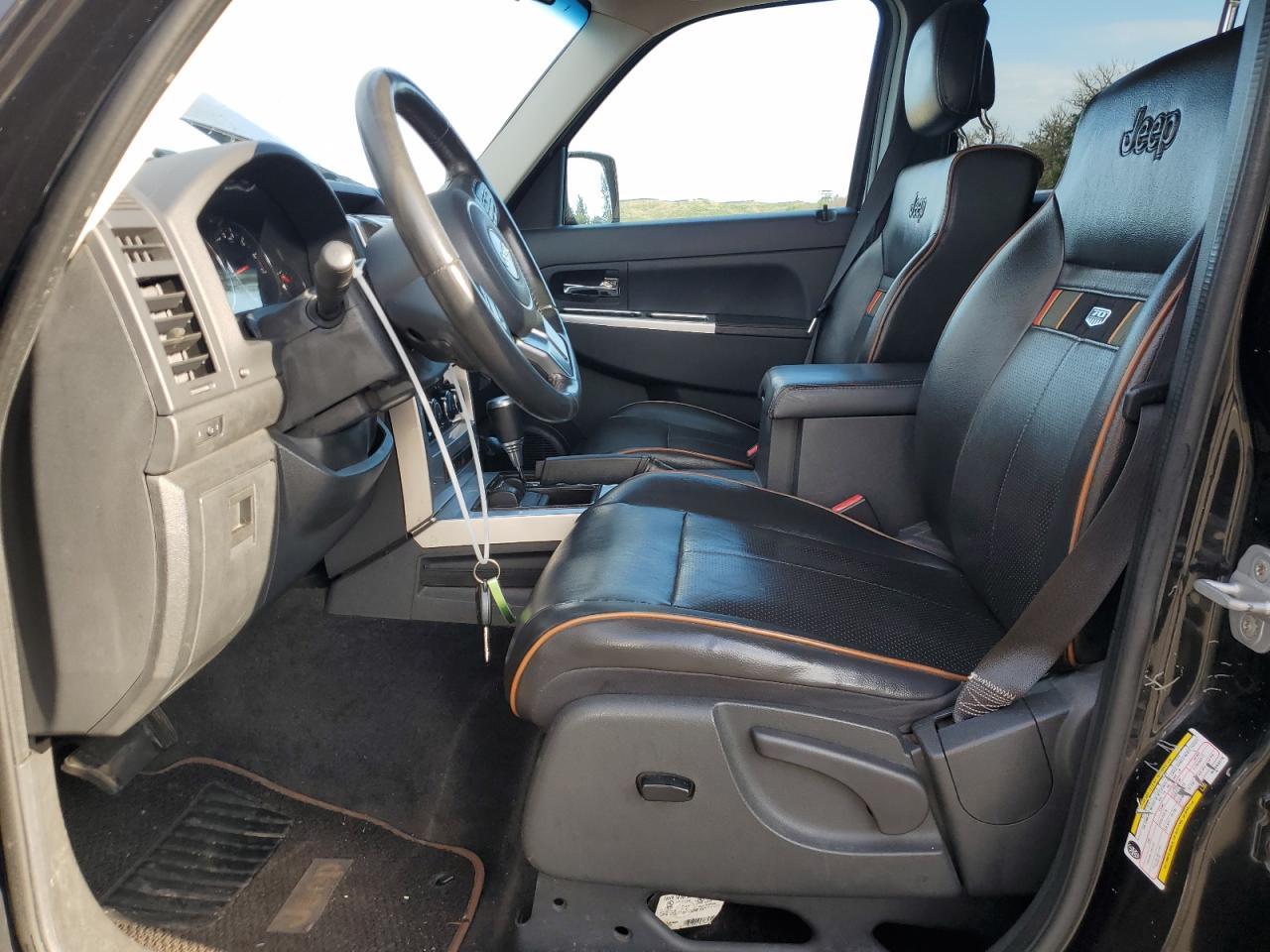 2011 JEEP Liberty