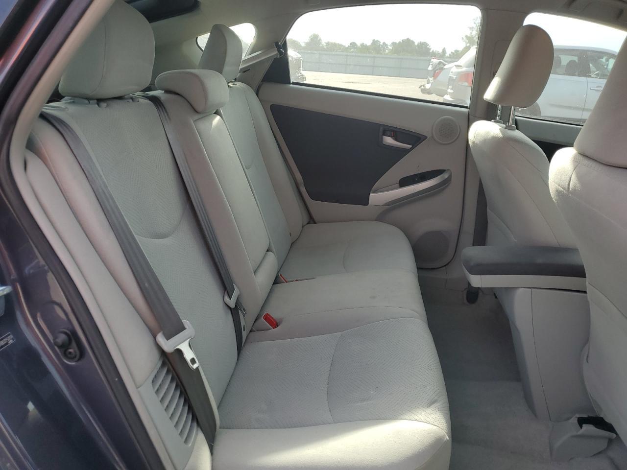 2011 TOYOTA PRIUS