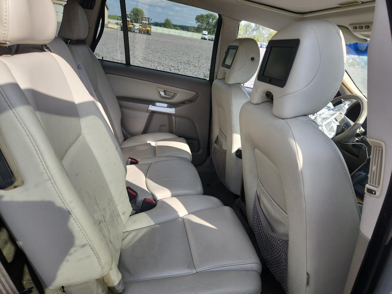 2005 VOLVO XC90