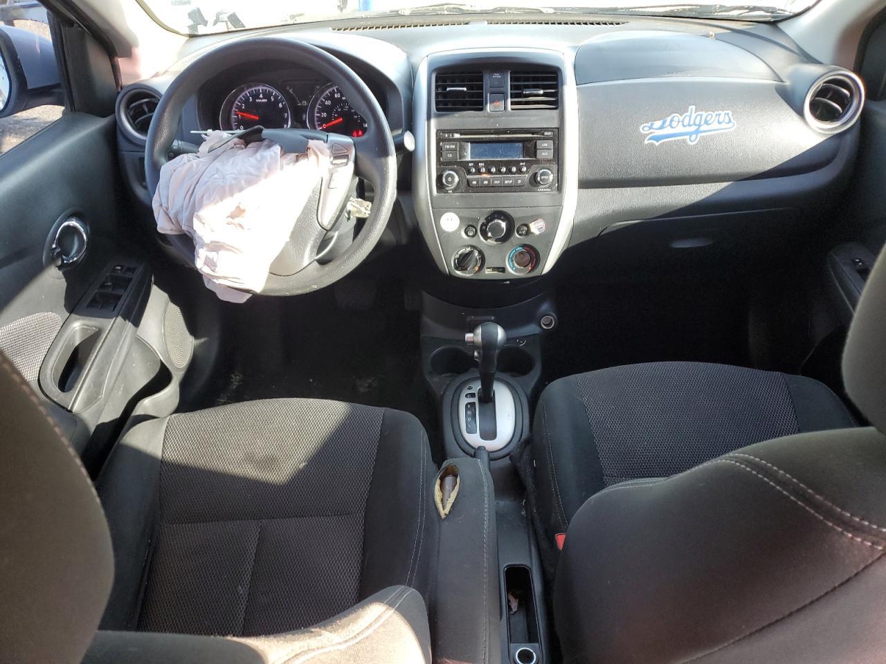 2017 NISSAN VERSA