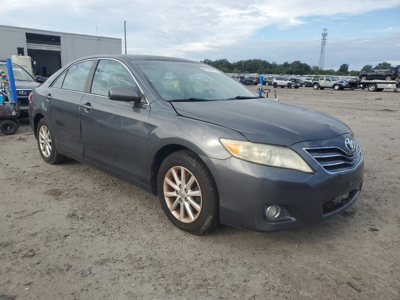 2011 TOYOTA CAMRY