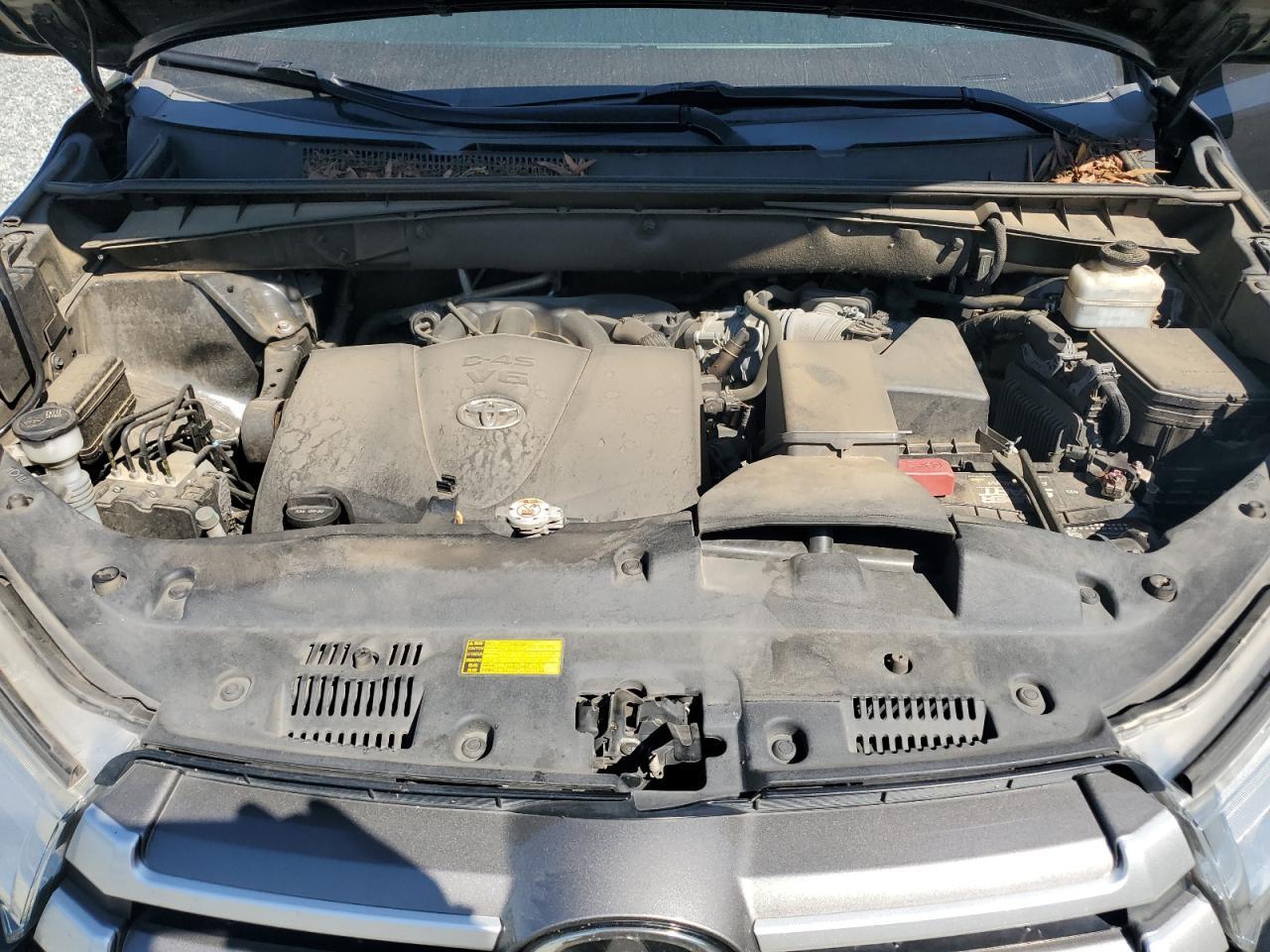 2019 TOYOTA HIGHLANDER