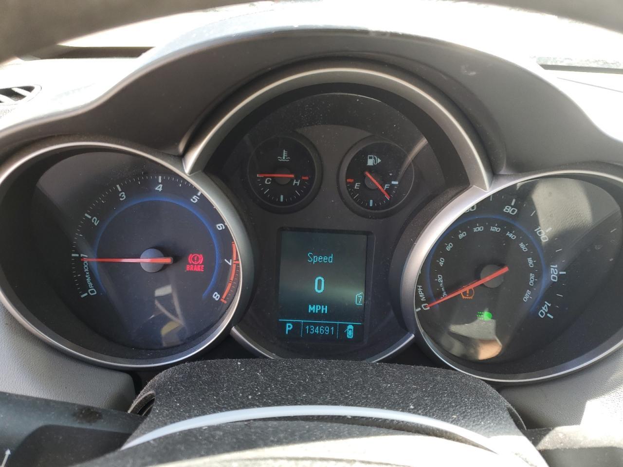 2011 CHEVROLET CRUZE