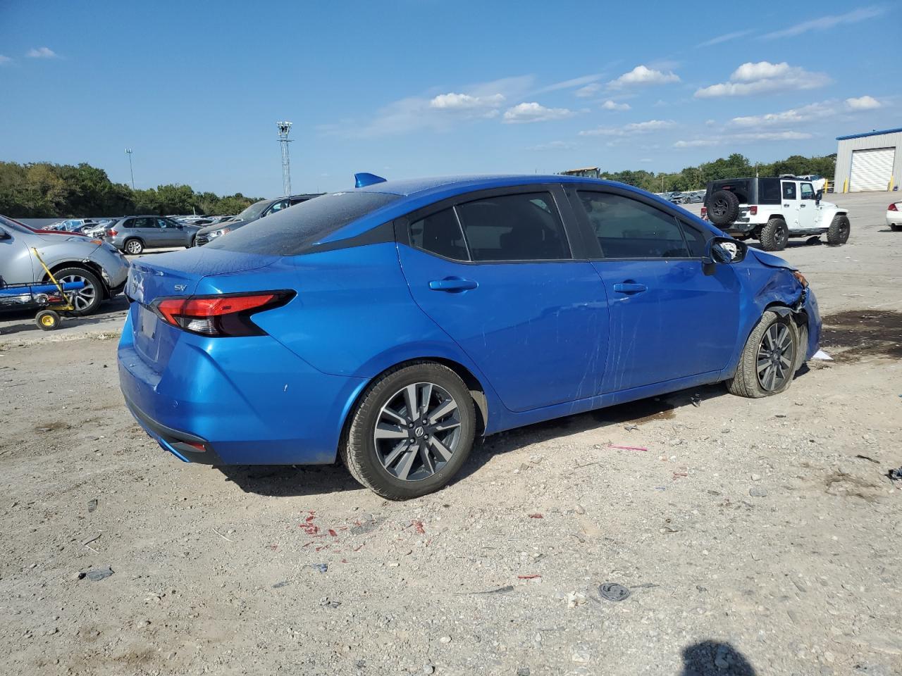 2021 NISSAN VERSA