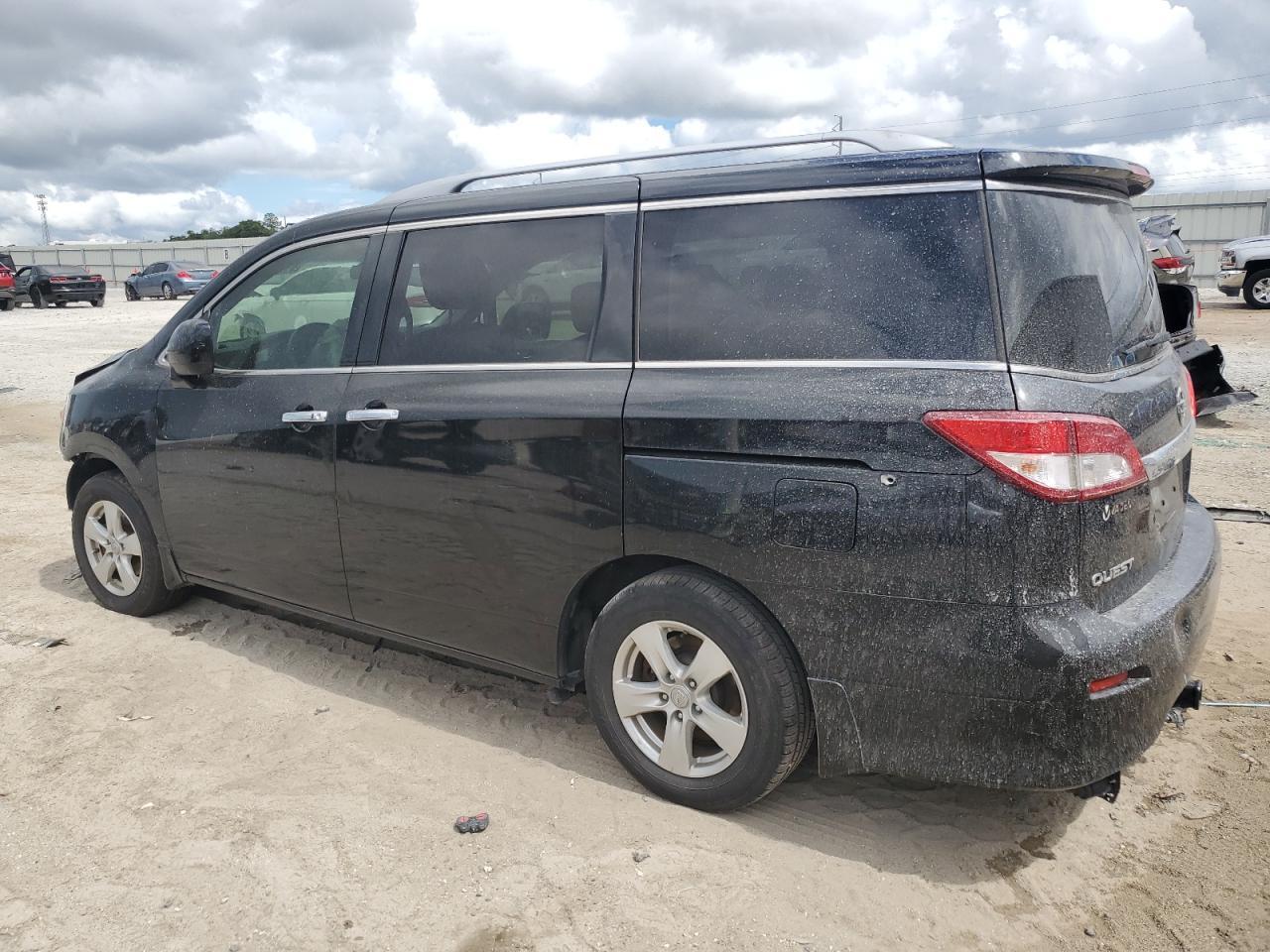 2016 NISSAN Quest