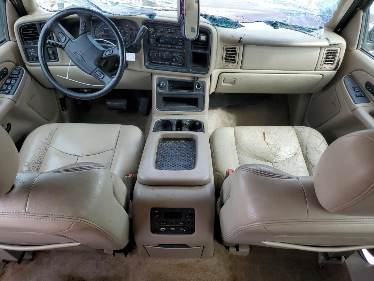 2004 CHEVROLET Tahoe
