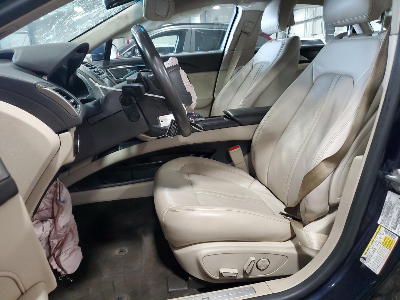 2017 LINCOLN MKZ