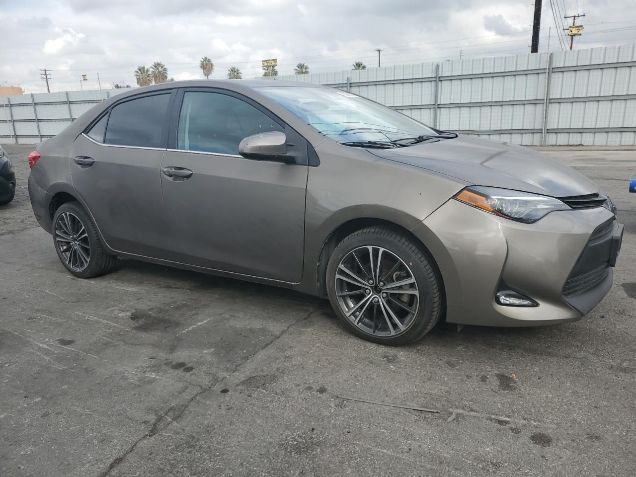 2017 TOYOTA COROLLA