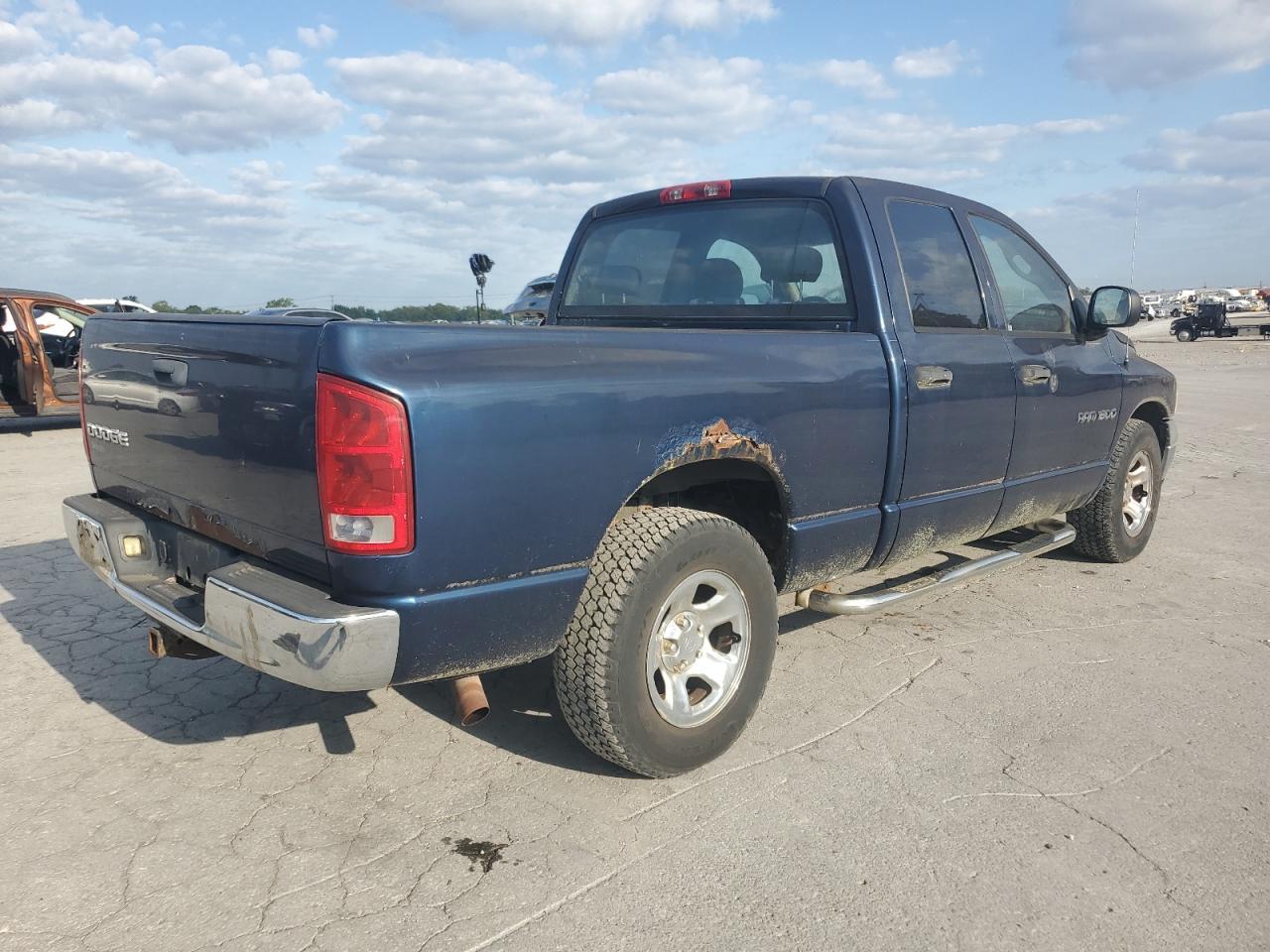 2004 DODGE RAM 1500