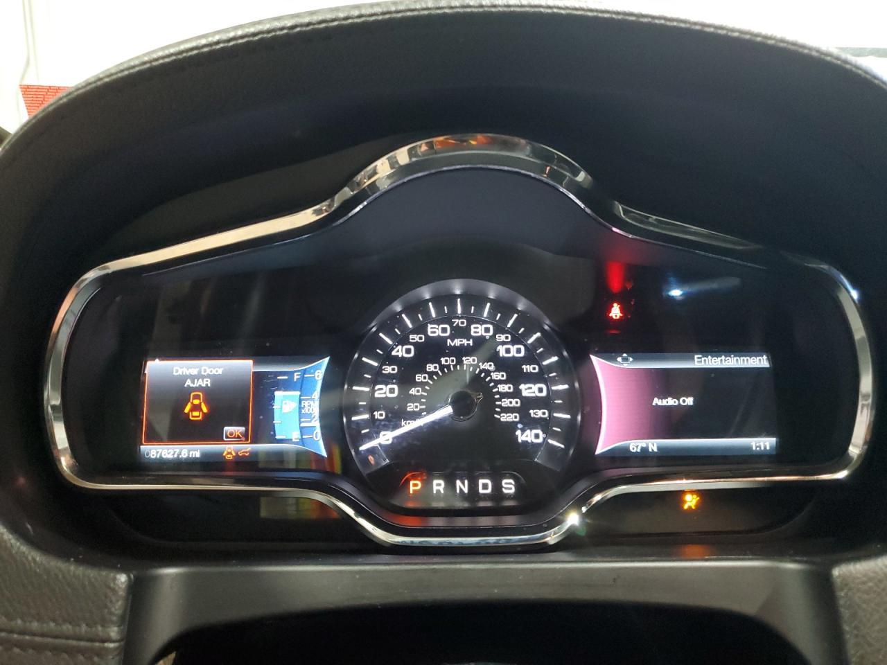 2015 LINCOLN MKT