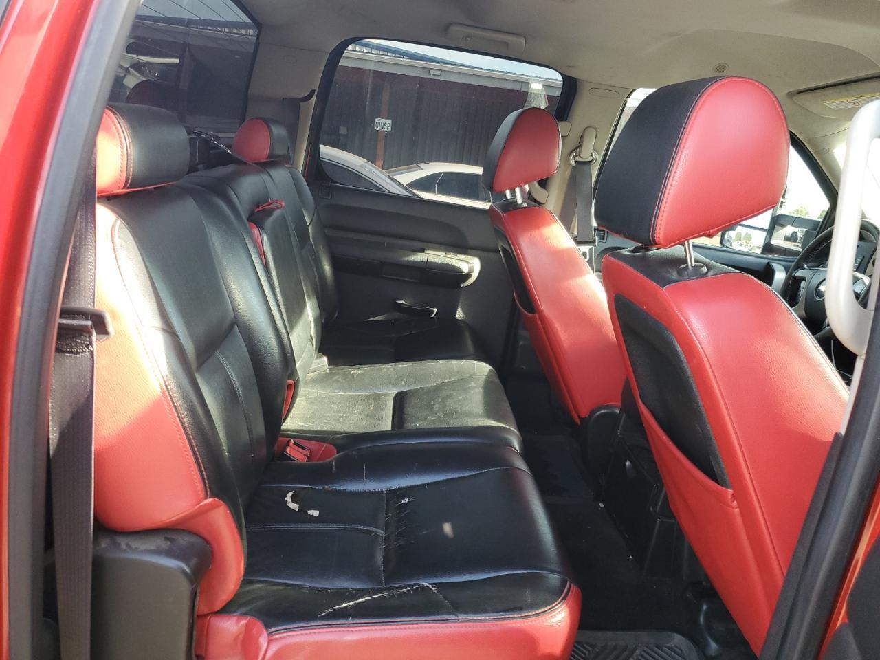2014 CHEVROLET Silverado 2500