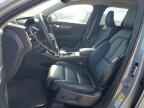 2024 VOLVO XC40
