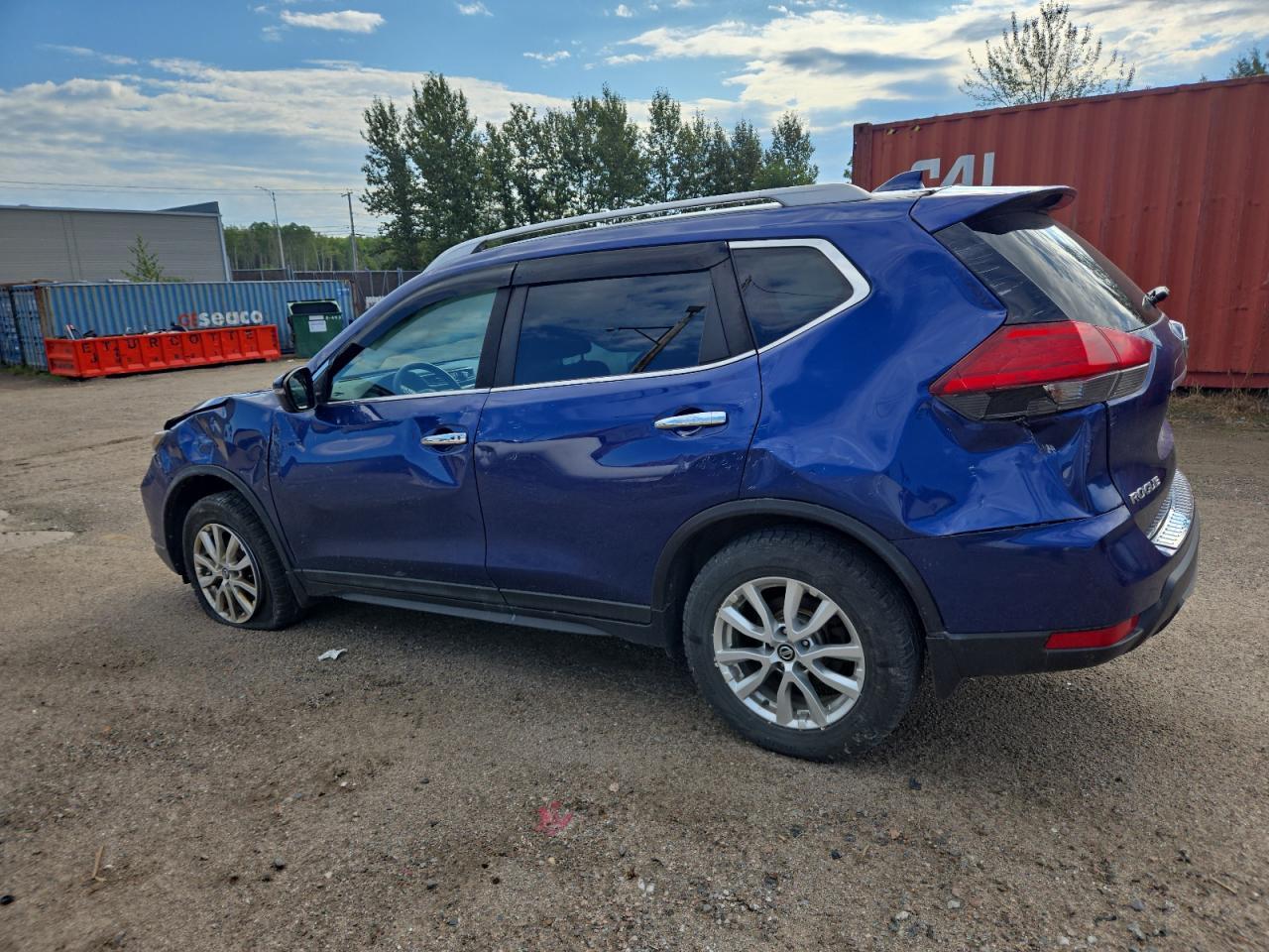 2017 NISSAN ROGUE