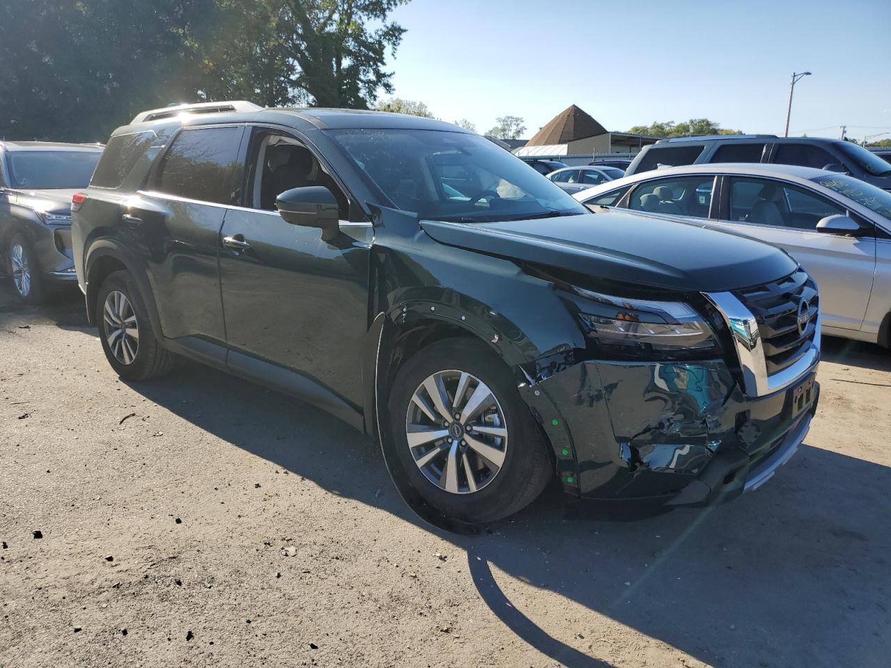 2025 NISSAN PATHFINDER