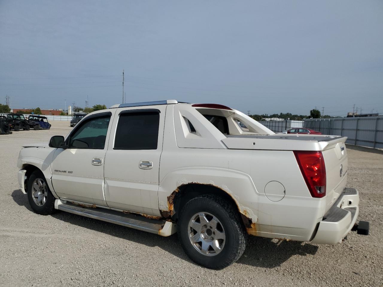 2004 CADILLAC ESCALADE