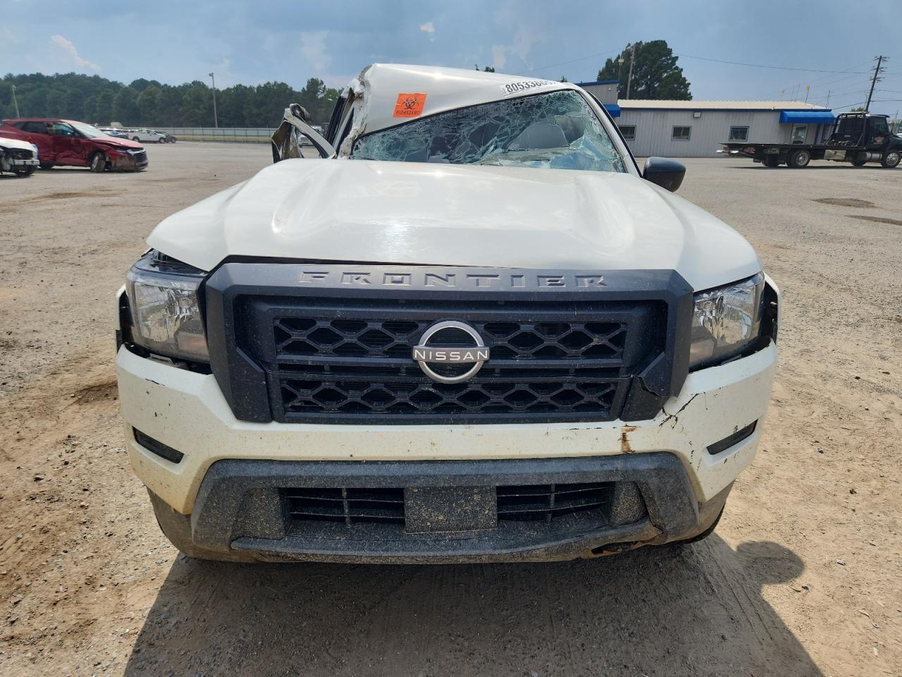2022 NISSAN Frontier