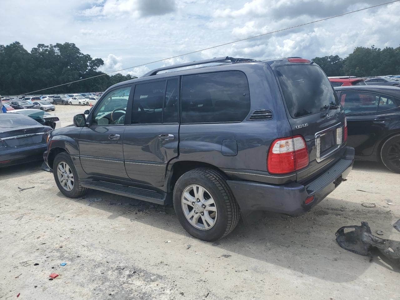 2005 LEXUS Lx