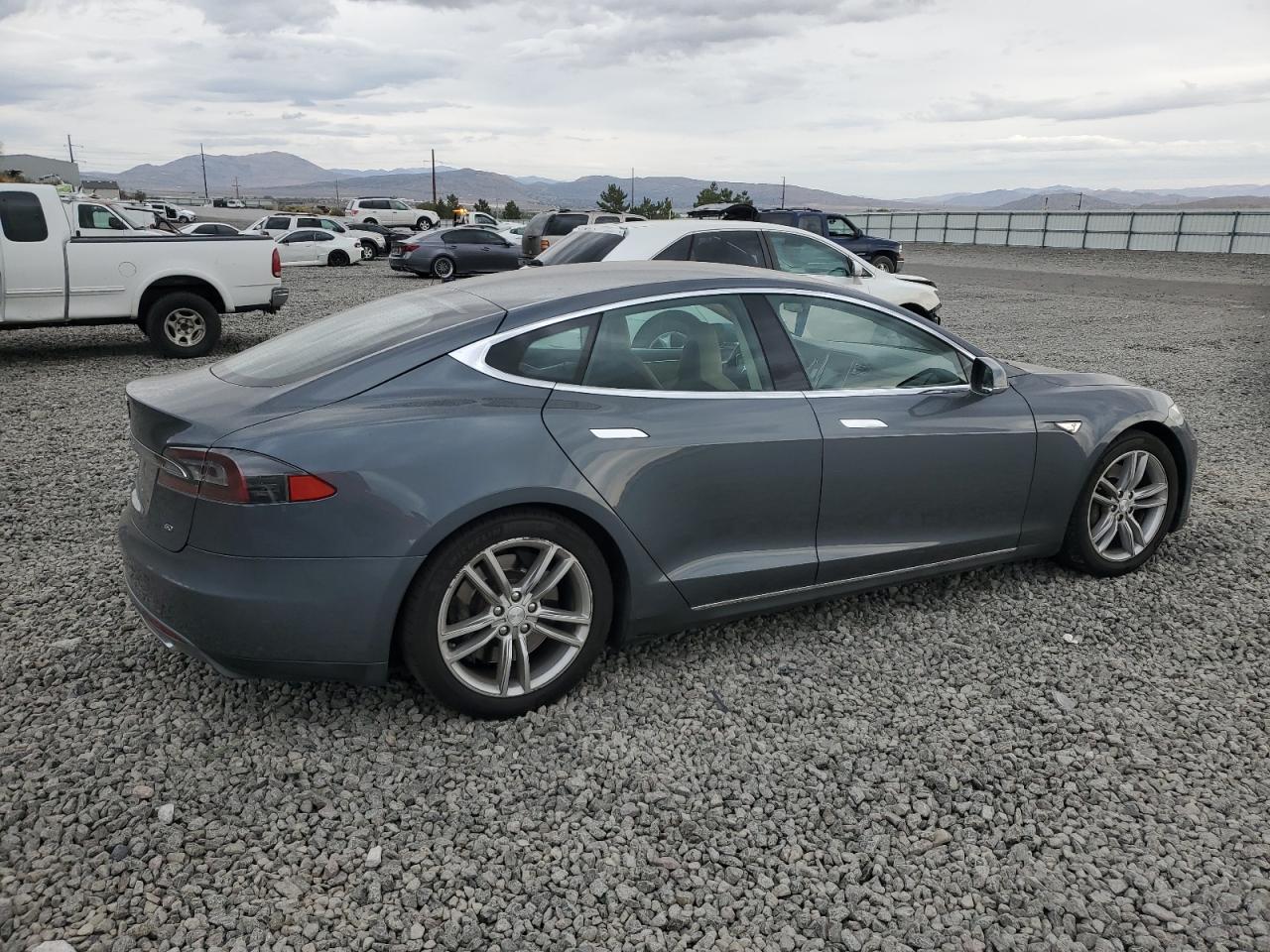 2013 TESLA MODEL S