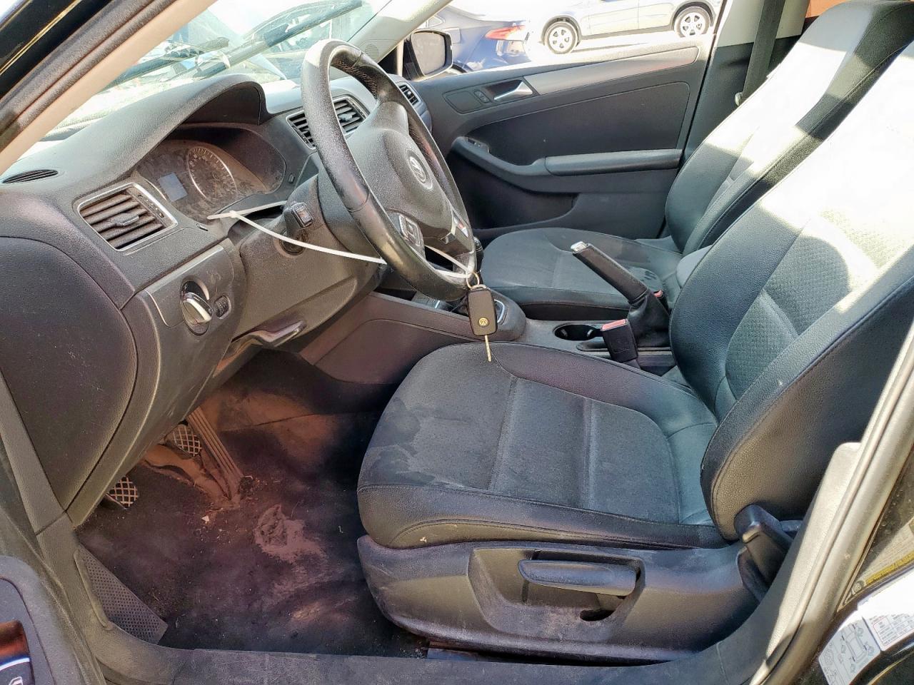 2013 VOLKSWAGEN JETTA