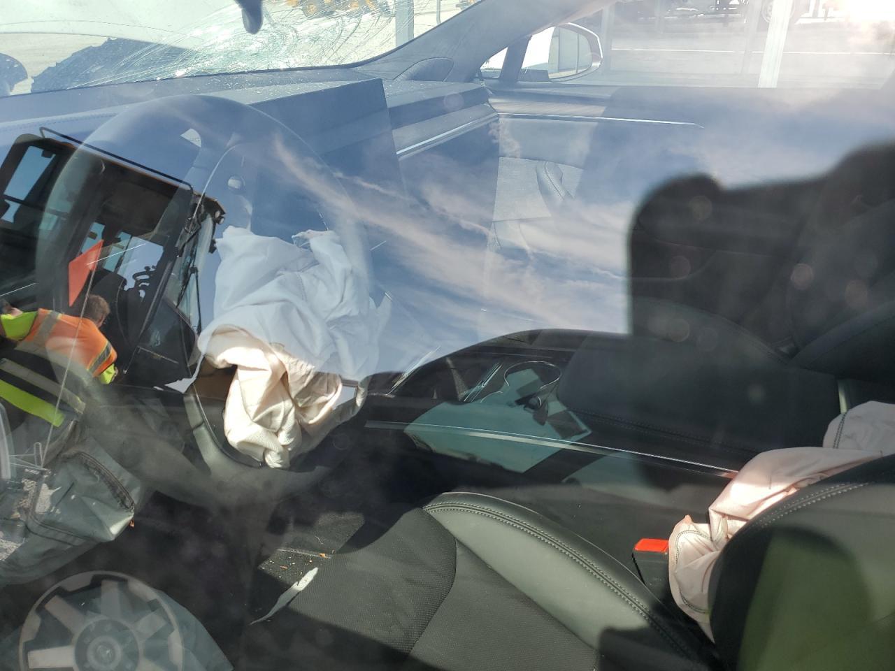 2025 TESLA MODEL S