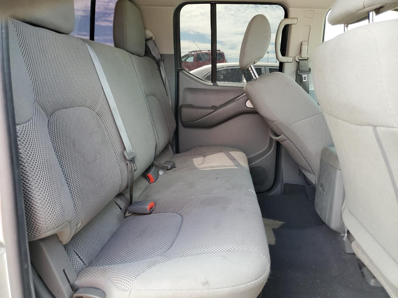 2021 NISSAN Frontier