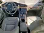 2005 VOLVO V70