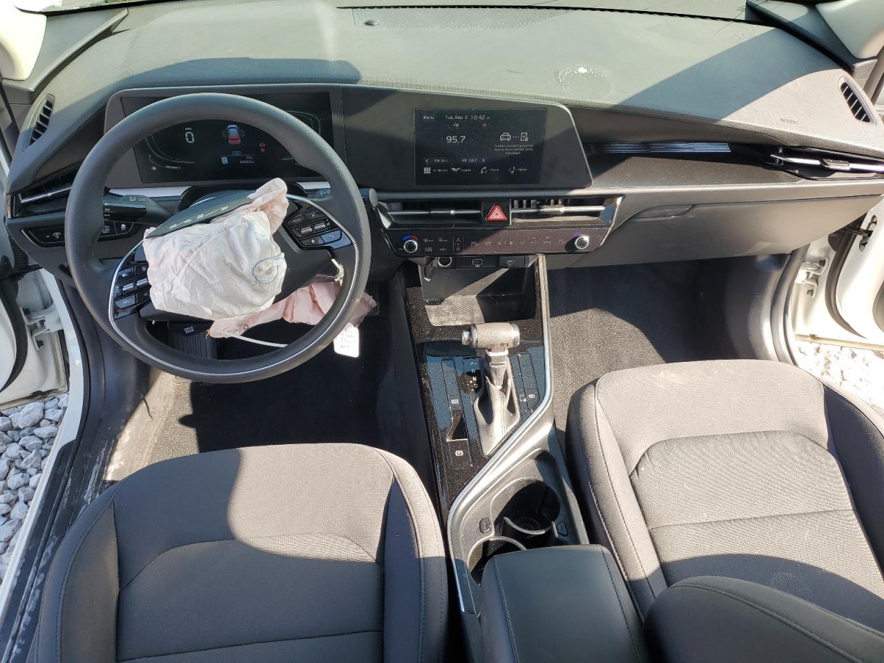 2024 KIA Niro