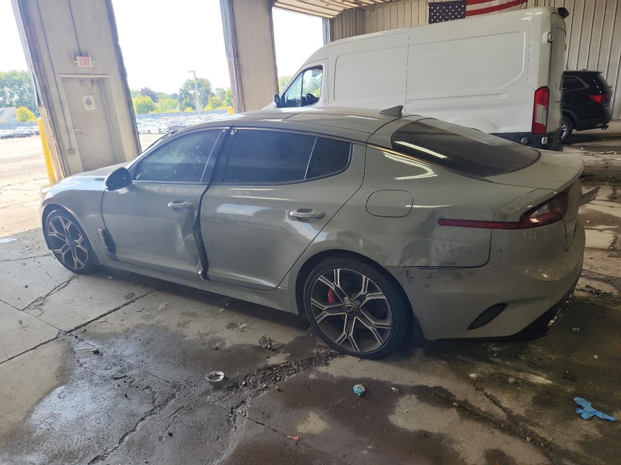 2021 KIA Stinger