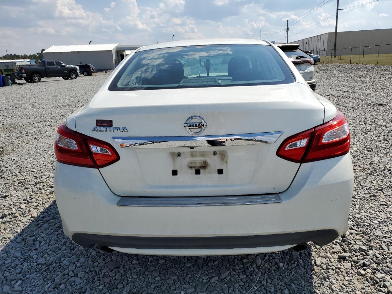 2017 NISSAN ALTIMA