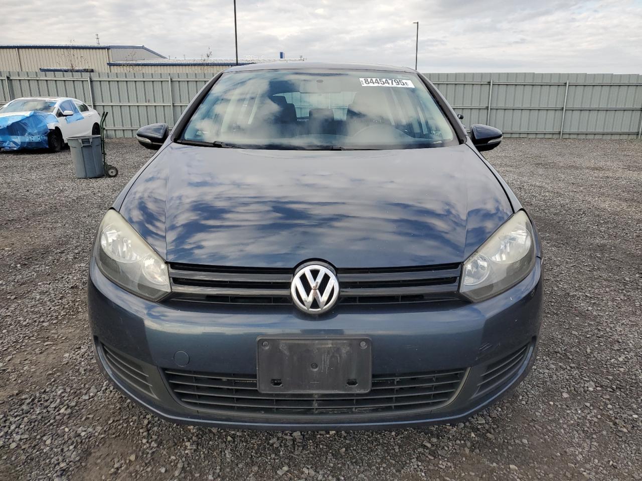 2011 VOLKSWAGEN GOLF