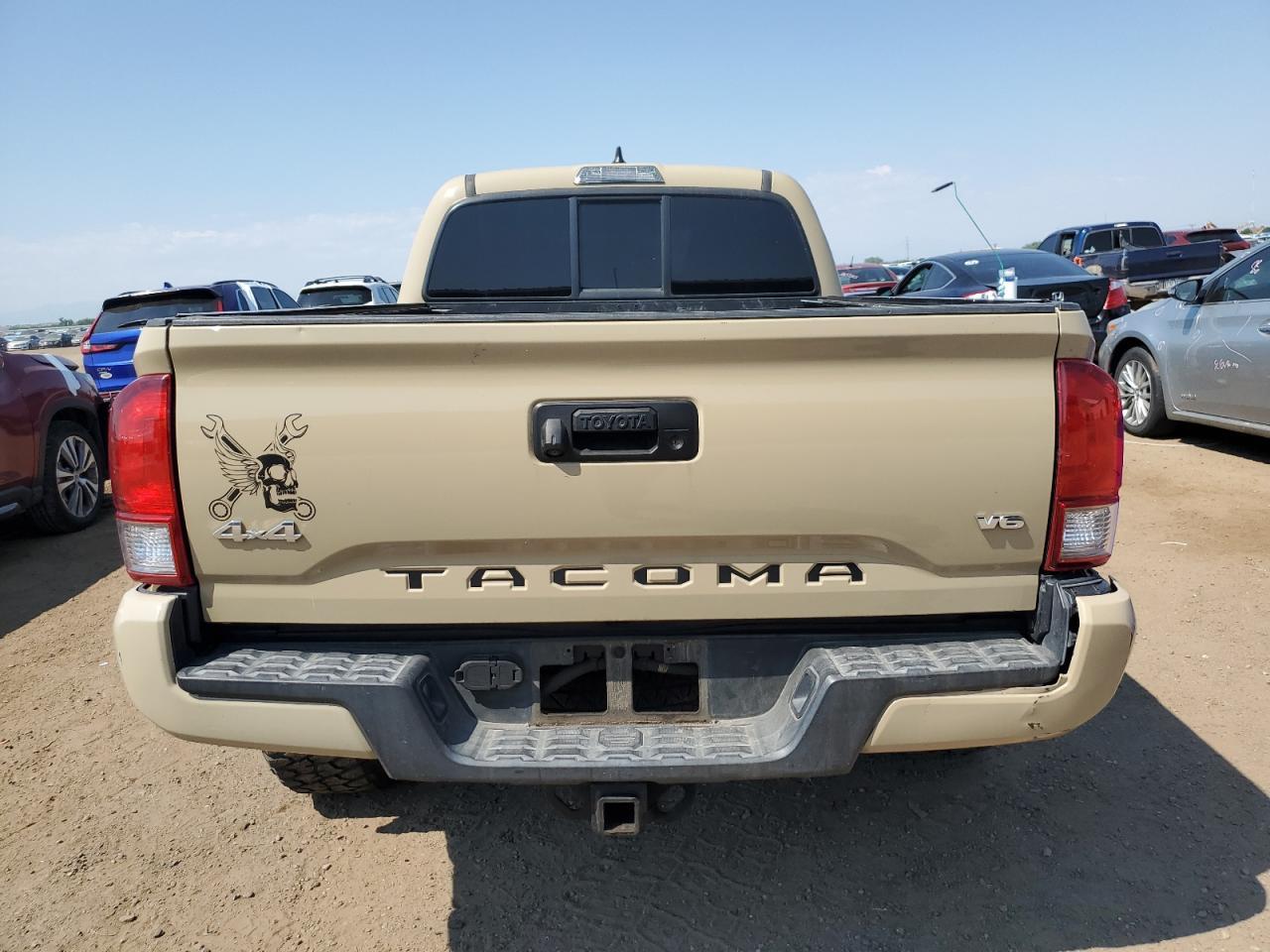 2016 TOYOTA TACOMA