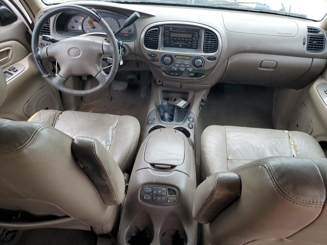 2002 TOYOTA Sequoia