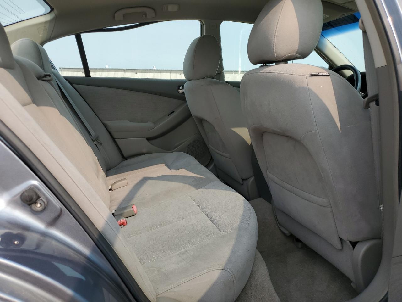 2010 NISSAN ALTIMA