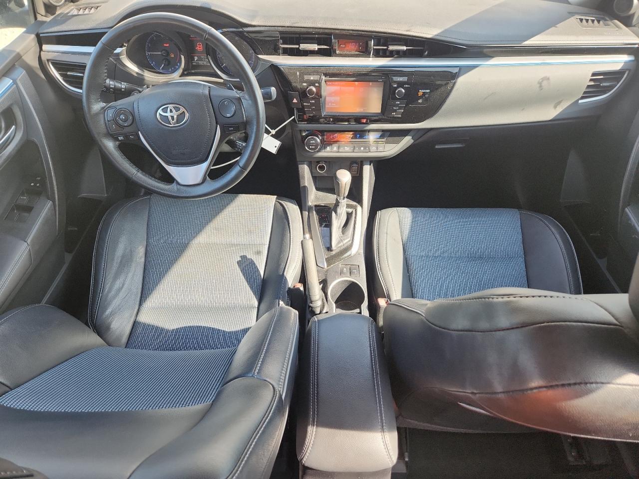 2015 TOYOTA COROLLA