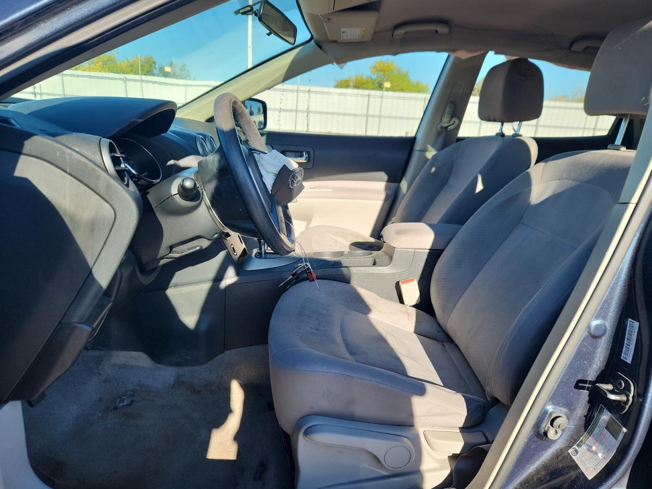 2014 NISSAN ROGUE