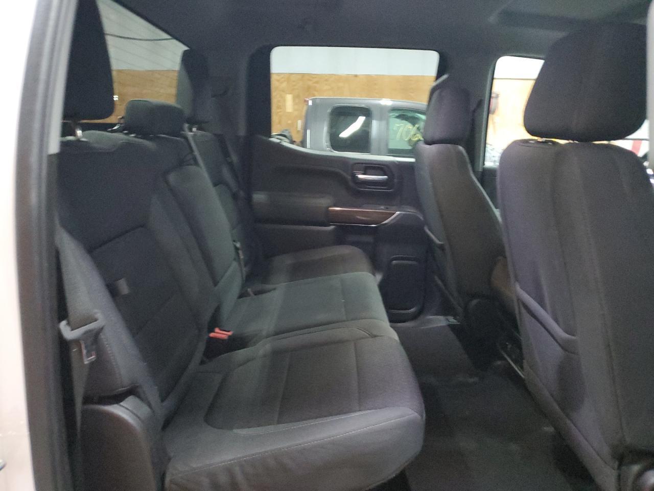 2021 CHEVROLET Silverado