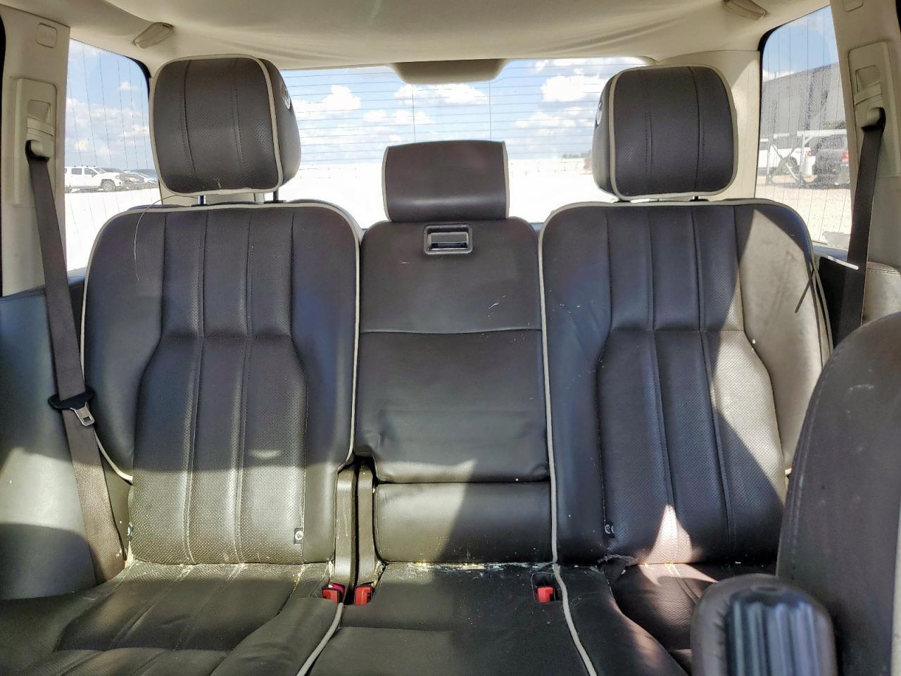 2011 LAND ROVER RANGE ROVER