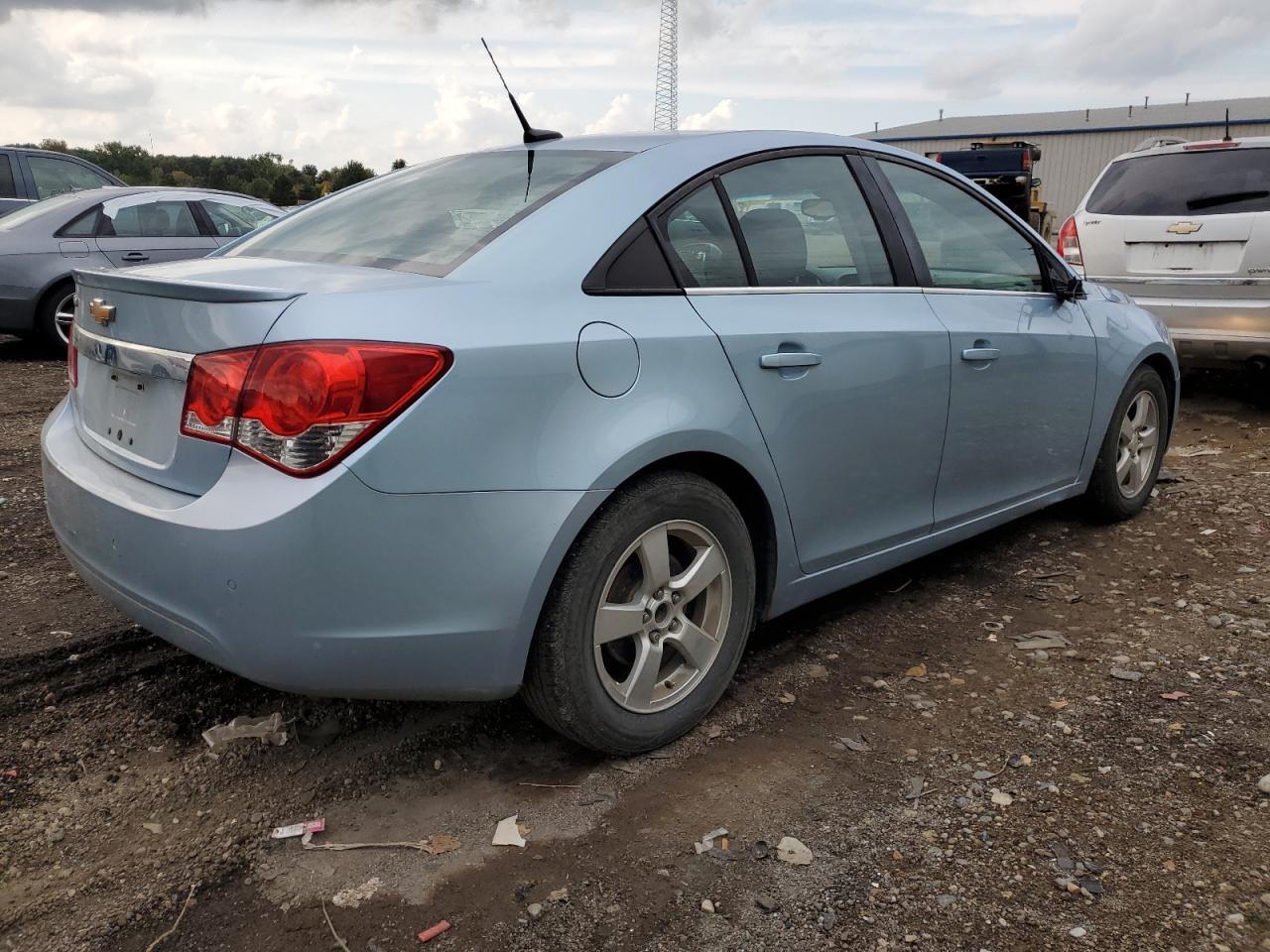 2011 CHEVROLET CRUZE