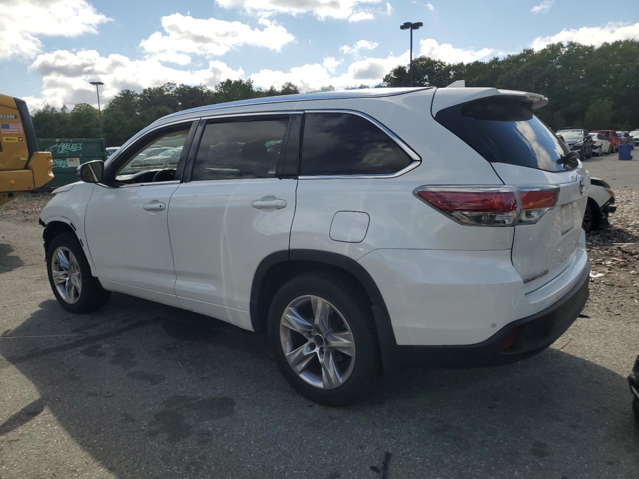 2016 TOYOTA HIGHLANDER