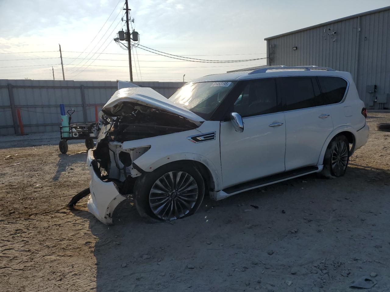 2021 INFINITI QX80