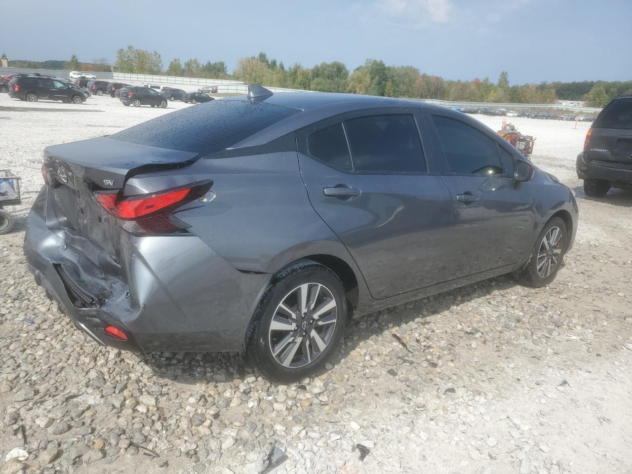 2024 NISSAN VERSA