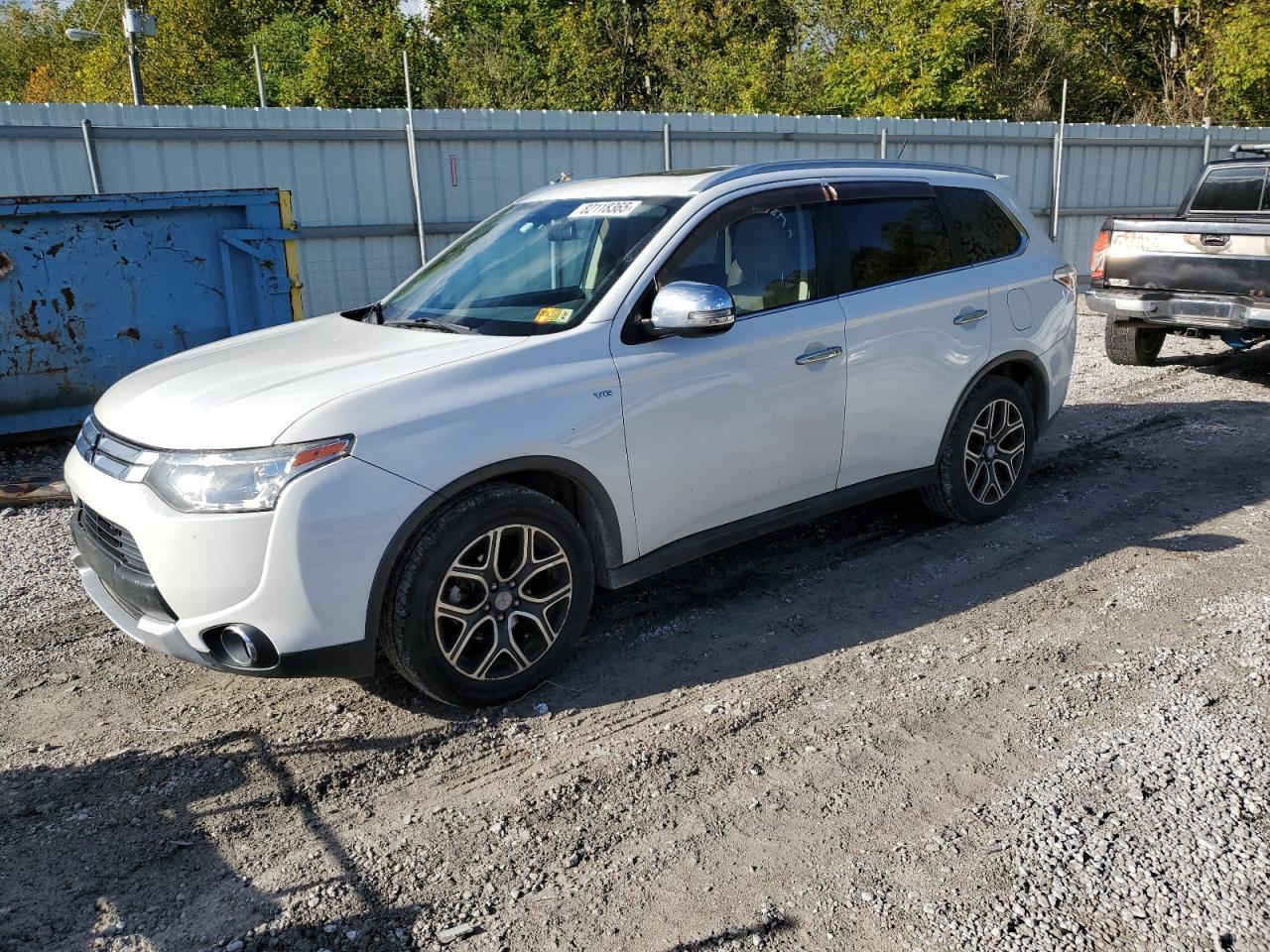 2015 MITSUBISHI outlander