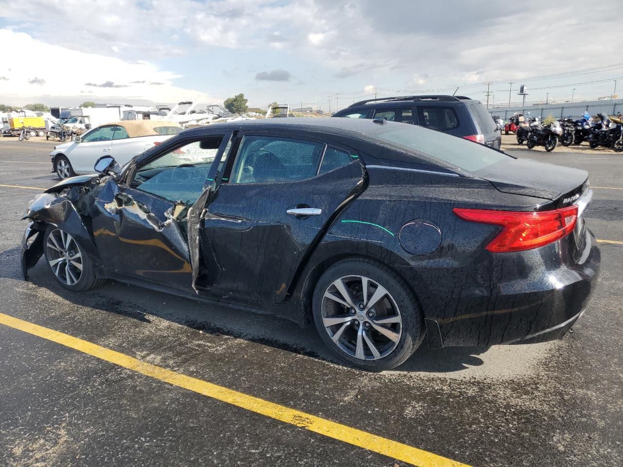2017 NISSAN Maxima