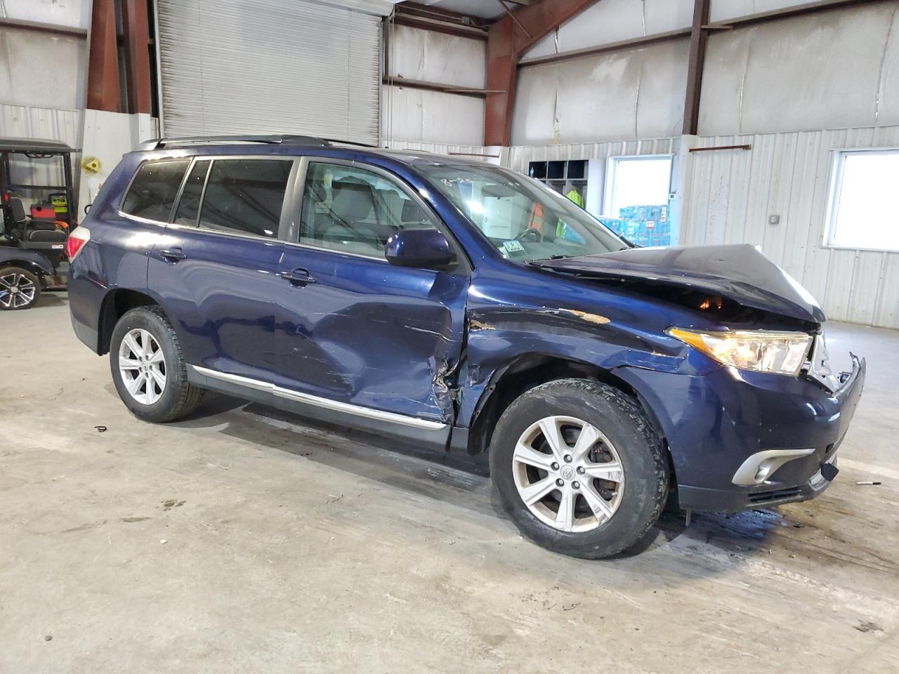 2013 TOYOTA HIGHLANDER