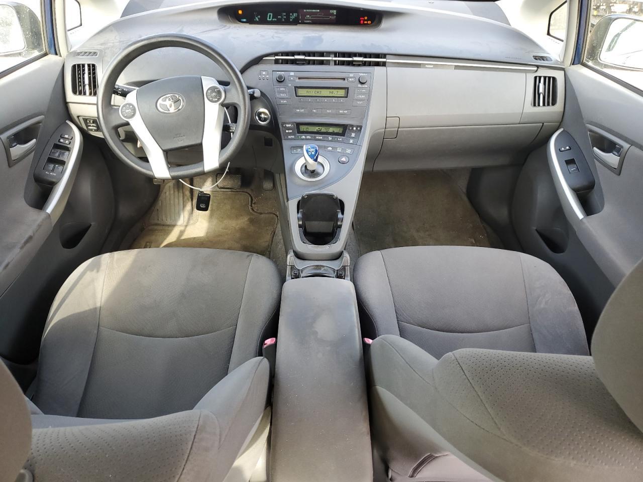 2011 TOYOTA PRIUS