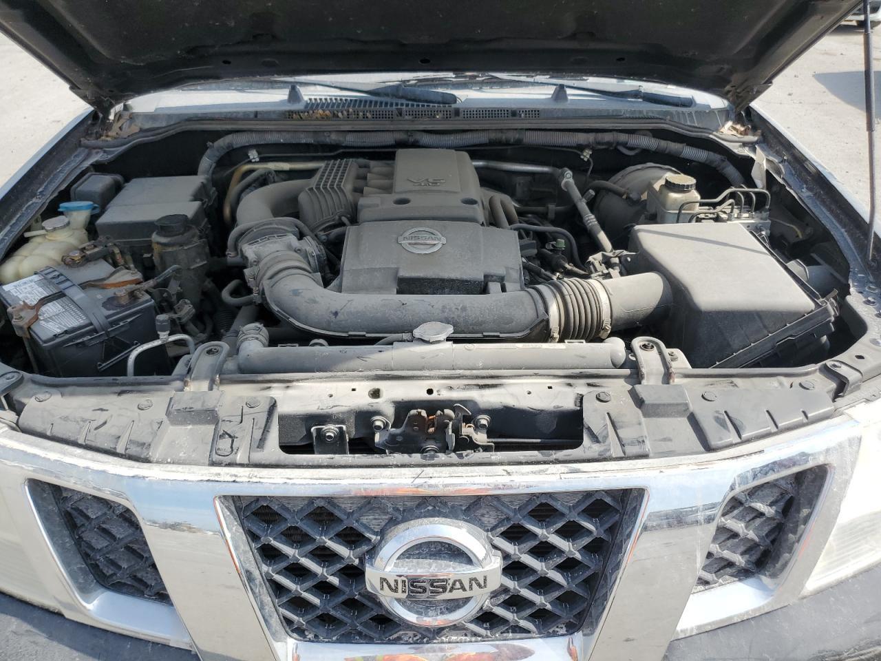 2012 NISSAN Frontier