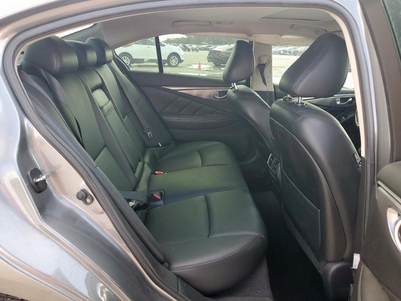 2017 INFINITI Q50